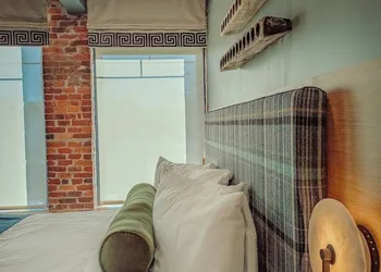 EXPLORE Marquette Historic District hotel thumbnail 7