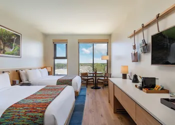 The Compton hotel thumbnail 6