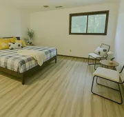 Beautiful House with Yard in Bellevue hotel detail image 4