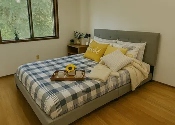 Beautiful House with Yard in Bellevue hotel thumbnail 7