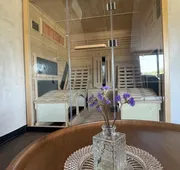 Emrose Luxury Cabins hotel detail image 7