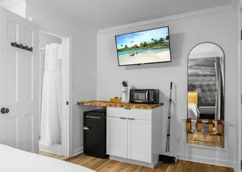 Boardwalk Inn hotel thumbnail 5