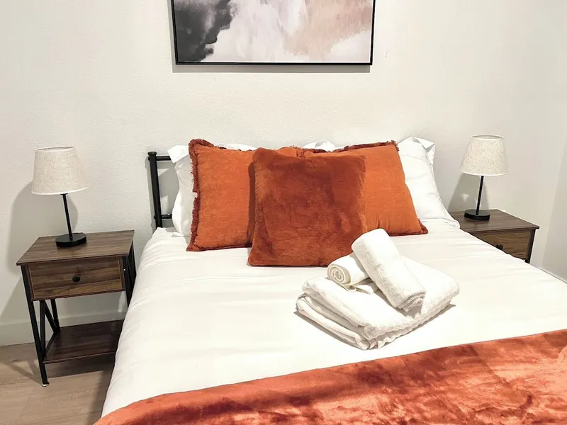 Chic Urban Retreat in Heart of LA hotel detail image 6