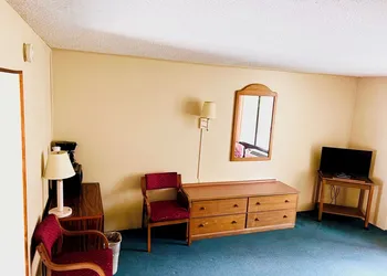 Newfound Lodge on the river hotel thumbnail 6