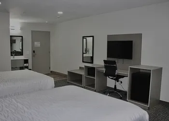 Hummingbird Hotel hotel thumbnail 3