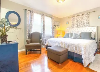 The Blue Spring Oasis hotel thumbnail 4