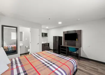 Southern Suites Kennesaw hotel thumbnail 3