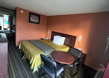 labh inc Motel hotel thumbnail 3