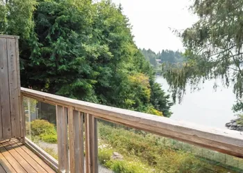 Tofino Oceanfront Hotel Suite hotel thumbnail 7