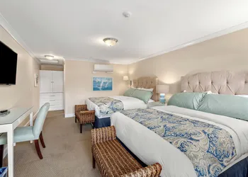 Guest House Suites hotel thumbnail 7