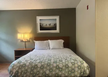 Siegel Select Cincinnati Sharonville hotel thumbnail 2