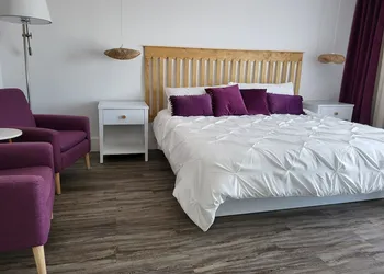 Motel au rocher du cap hotel thumbnail 5