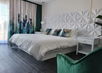 Motel au rocher du cap hotel thumbnail 6