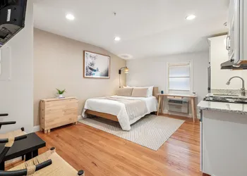 Hygge House Suites hotel thumbnail 8
