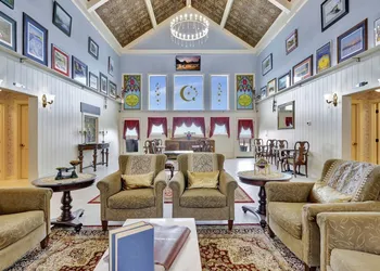 Whimsy Station hotel thumbnail 6