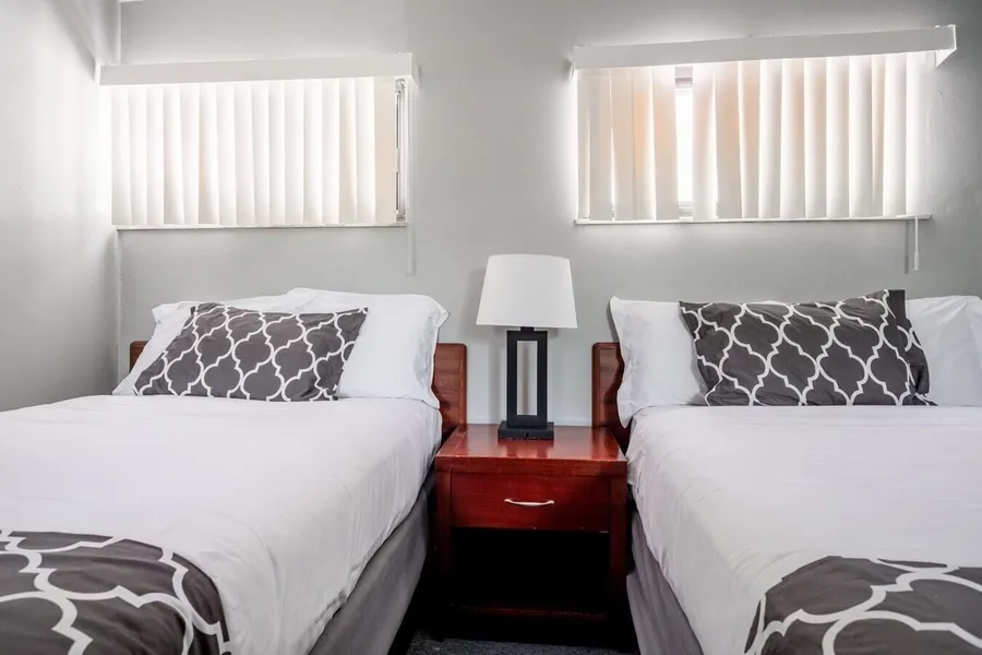 Browntown Room for 4: Comfort, Wifi & Parking hotel detail image 2