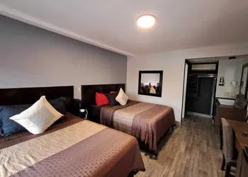 Lizvan Hotel-Motel hotel thumbnail 8