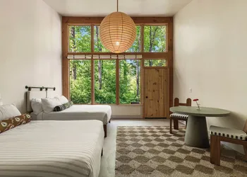 The Fields of Michigan hotel thumbnail 7