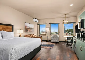 Force on 5th Avenue Hotel hotel thumbnail 6