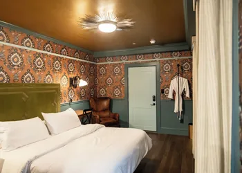 The Gas Lamp Hotel hotel thumbnail 4