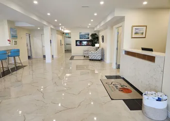The Sands hotel thumbnail 2