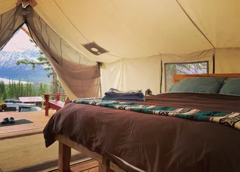 Alpenglow Luxury Camping hotel thumbnail 2