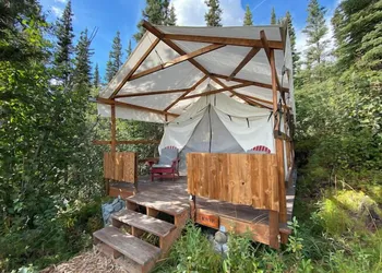 Alpenglow Luxury Camping hotel thumbnail 6