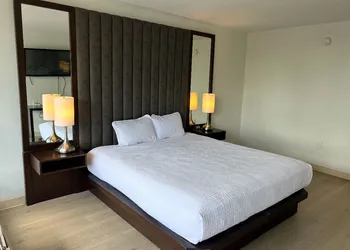 1st Place at Wesley hotel thumbnail 2