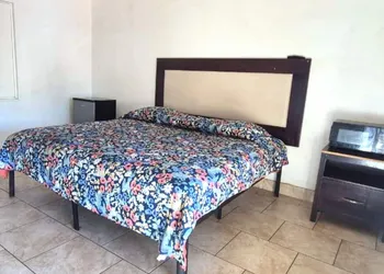 Antigua Motel by OYO Tampa US - 41 hotel thumbnail 7
