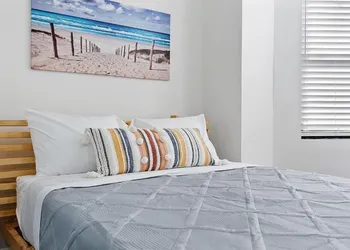 Ututu Stay West hotel thumbnail 3