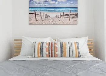 Ututu Stay West hotel thumbnail 5