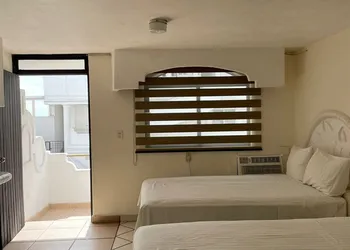 Hotel Vistamar hotel thumbnail 5