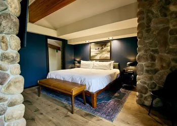 Gravity Haus Big Sky hotel thumbnail 7