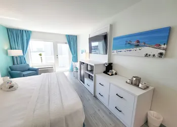 ChartHouse Clearwater Beach Marina Hotel hotel thumbnail 4