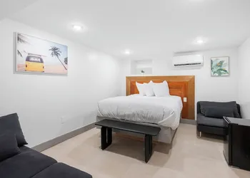 Extended Stay Comfy Suites FT hotel thumbnail 6