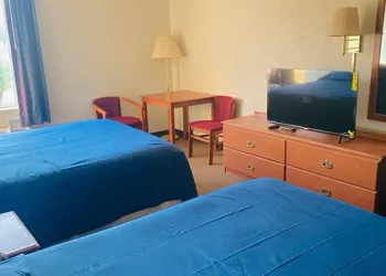 Comfort Crest Inn hotel thumbnail 3