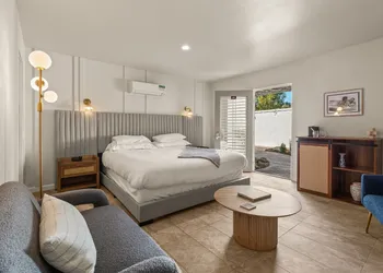 Casa Oliver Hotel & Resort - A Gay Men's Resort hotel thumbnail 2