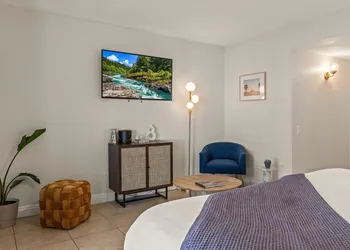 Casa Oliver Hotel & Resort - A Gay Men's Resort hotel thumbnail 5