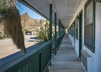 Big Bend Station hotel thumbnail 6
