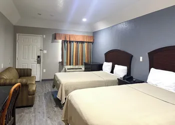 Hotel O Regency Suites Houston - IAH Beltway 8 hotel thumbnail 6