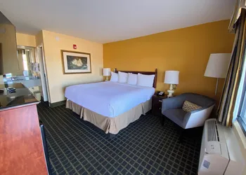 Travel Inn hotel thumbnail 5