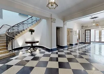 The University Club of Toronto hotel thumbnail 2