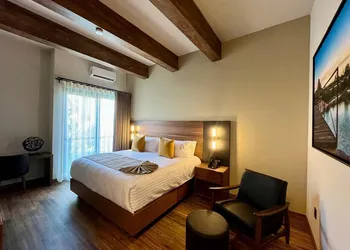 Puertas de la Peña Hotel & Spa hotel thumbnail 2