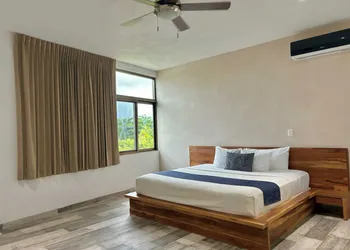 Tropical Elegance Studio CondoHotel hotel thumbnail 6
