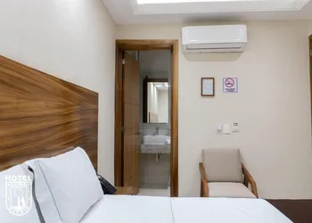 Hotel Euro Madrid hotel thumbnail 8