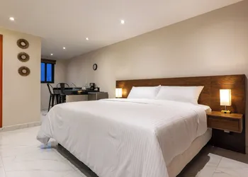 Hotel 28 hotel thumbnail 7