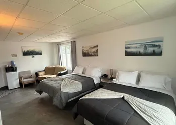 Hôtel Auberge St-Félicien hotel thumbnail 6