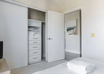 Lanterra Downtown hotel thumbnail 5