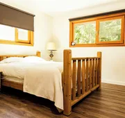 Kings Den resort hotel detail image 3
