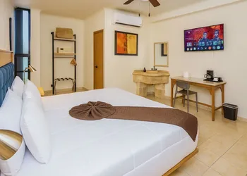 Hotel Grand Lion hotel thumbnail 6